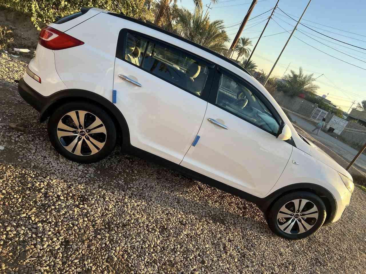 سبورتج 2011 خليجي ماشيه 150 مكينه 2000 دوش مامفتوحه بيه صبغ بالكصه مال بنيد 
رقم اربيل دولي تحويل مباشر كير مكينه حداديه تخم تاير تبريد تدفئة جاهزه 
مابيه اي نقص 
للاستفسار الاتصال ع الرقم ***********
السعر 138 وبيه مجال

مكاني بابل
