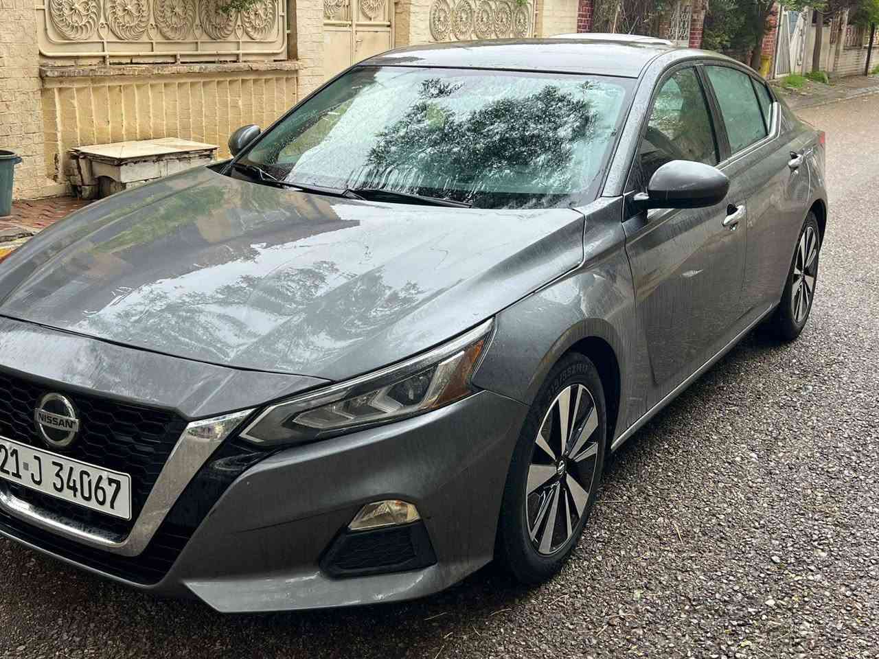 ***********نيسان التيما موديل 2022  رقم اسلمانيه ماشي 35 مايل  سياره حيل جديده  فول مواصفات ماعده فتحه مواصفات SV ملاحضات بيهه بس روبع بونيت فقط بدون دواخل ولباقي كفاله عامه رقم سنويه جديد 2030  شرط تحويل وكاله  سياره بسمي سعر 142  مجال عنوان كركوك  *********** كركوك, العراق
