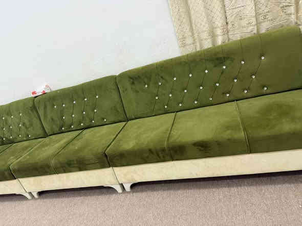 تخم ١٠ مقاعد اخو الجديد عنوان المعمل ديوانيه تقيه يم ساحه توديع واكو خدمه توصيل رقم *********** بي وتساب
