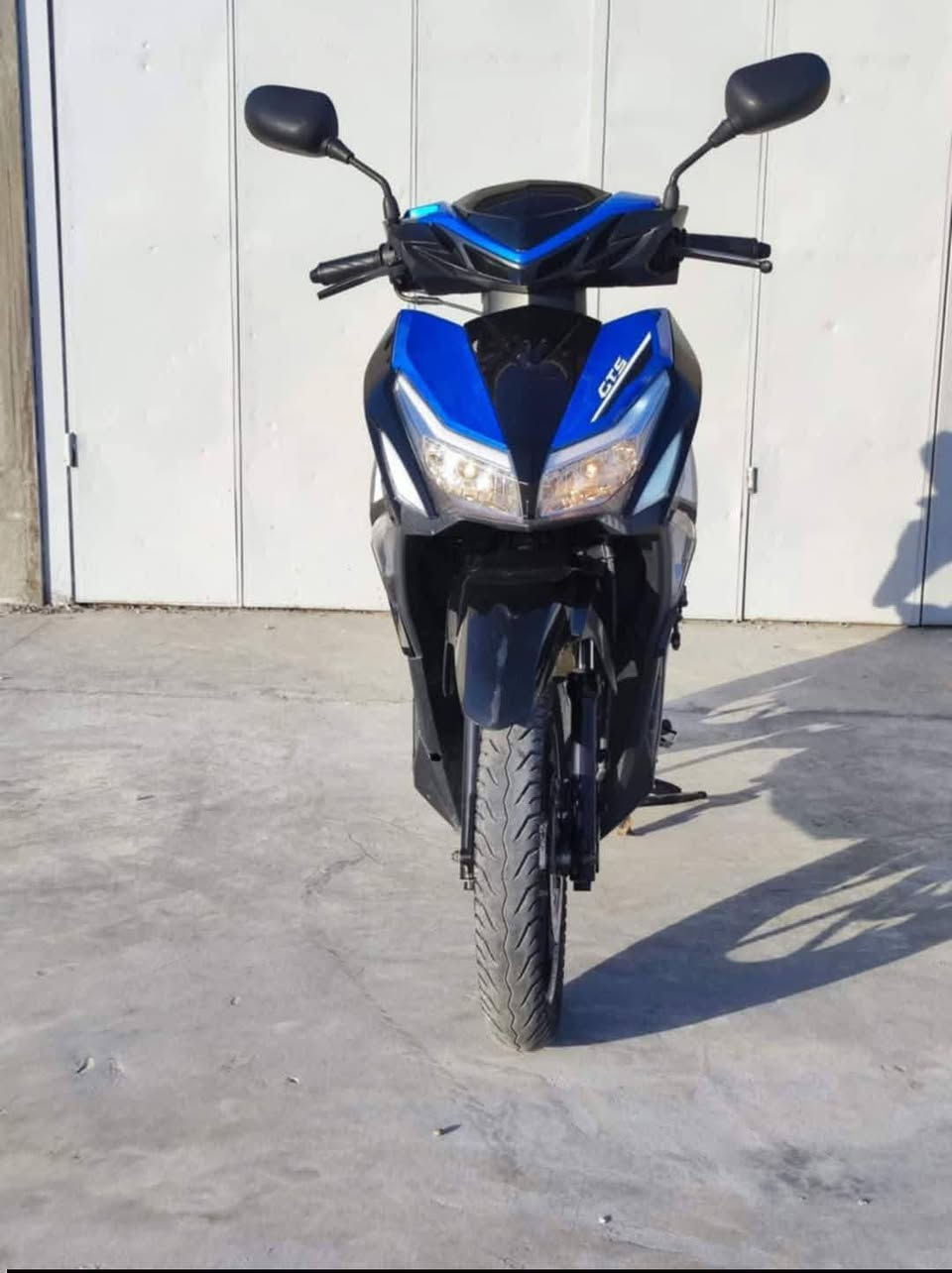 للبيع هوندا Gts
موديل 24 
دراجه حلوه ونضيفه 
سعر 550 وبي مجال 
***********
