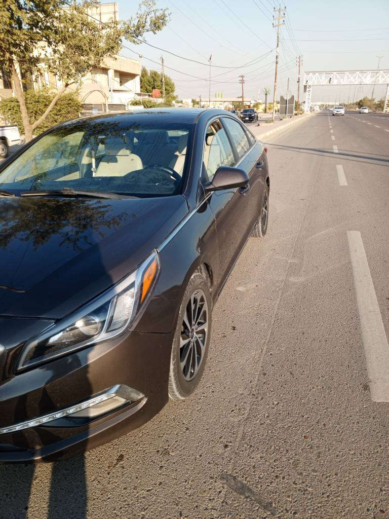 السلام عليكم اخواني الاعزاء من رخصة الادمن المحترمين للبيع سوناتا وارد أمريكي موديل 2017 رقم أربيل بسم عربي تحويل مباشر حادثها جاملغ أمامي أيسر تبديل مع صبغ نصف البنيد بدون أي دواخل موضح بالصور الحادث مكينة كير مكفولات 2400 GDI C1 تبريد ثلج تدفئة على وضع الشركة صدر أمامي خلفي جيد جدا تخم تاير جديد العنوان بغداد الدورة السعر 113 هاتف 
***********
***********
 اسف على الاطالة بغداد, العراق
