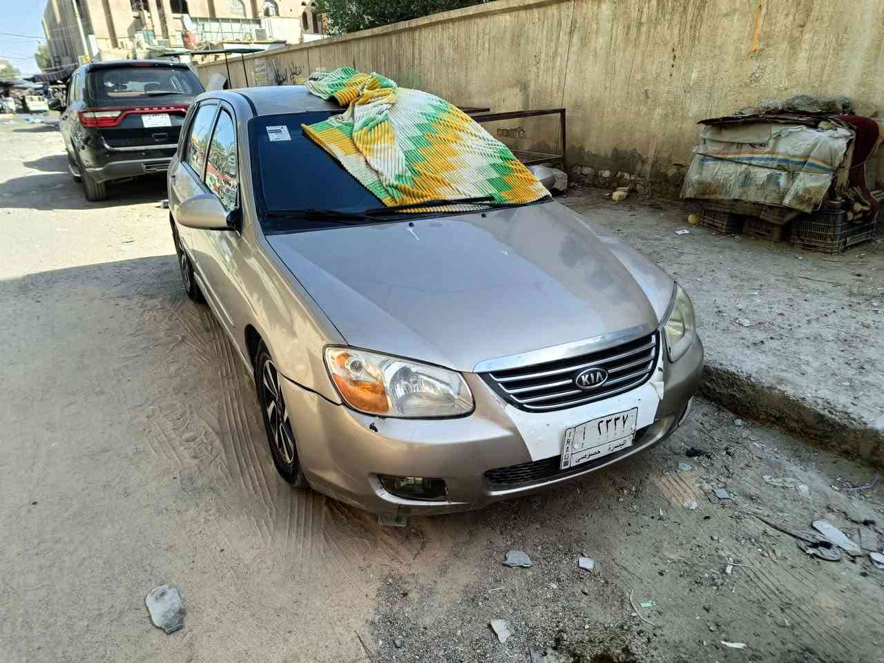 سيراتوا 2005 مصبوغه عام ماعدا القماره.. كير  بيه عته اول ما تحرك وتروح ومحرك وحداديه  وتبريد جدد اتكفل فقط بالاصوليات والعيب الشرعي رقم بصرة ألماني...سعرها 47 ورقه..***********
