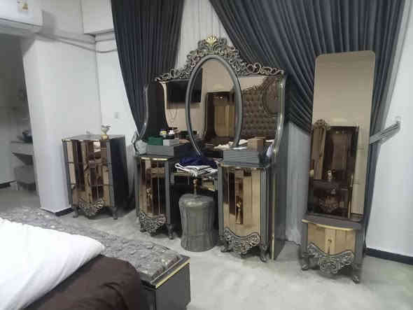 غرفه نوم  ٩  قطع 
نظيفه  جدا جدا 
#للعلم سعر  الشراء   ب    35    ورقه 
#السعر   مليونين  و  ٧٥٠  الف بي مجال 
#العنوان : بغداد - العامريه -  شقق بسكولاته 
الي يريده يتصل بالرقم 
‏‪0774 196 8336‬‏
#واتساب # واتساب # واتساب #
يرجى متابعة الصفحه ( طلب صداقه )
ليصلكم كل ماهو جديد 
نعمل لخدمتكم 
علي البابلي
