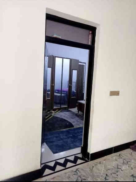 � دار زراعي للبيع
📐 المساحة: 150 متر

📍 الموقع: خنيطله – شارع الجنسية، قريب على بيوت سيد مصطفى

🔹 يتكون الدار من:

 • غرفة واحدة

 • ديوانية

 • صالة

 • مطبخ

 • حمام داخلي

 • حمام خارجي

🔹 الخدمات متوفرة:

 • ماء

 • مجاري

 • كهرباء

🔹 مواصفات البناء:

 • تبليط

 • صب كونكريت

 • طابوق بنات (23)

💰 السعر: 75 مليون

🔄 قابل للتفاوض

📱 المراسلة واتساب او لاتصال 

***********
