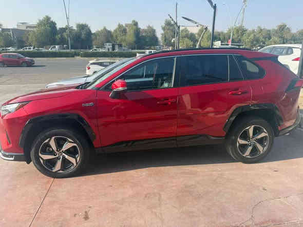 Rav⁴ بلك ان
كهرباء وبانزين وشحن على المنزل 
للبيع موديل 2022
حادث مثل ماموضح بل صورة مرقمه شمالي 
ب 26000💲
شدتين وستين ورقه 
***********
