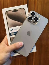 ايفون 15 برو ماكس لون تيتانيوم المميز شرط شخطة وحده مابي  نموذج M/Za د...