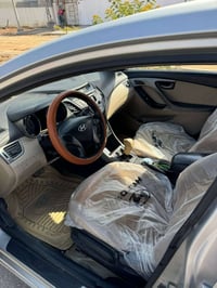 هيونداي • تواصل • للبيع