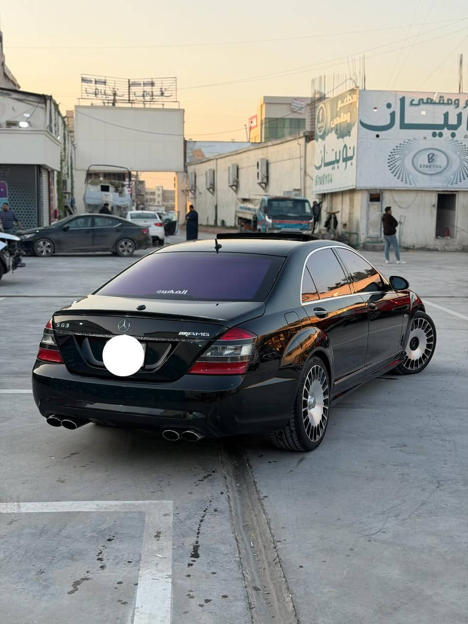 سلام عليكم 
مرسيدس اس كلاس   #للبيع_او_مراوس 
مديل 2009 اصل 
بدي كت AMG 63 

#ادوات_دخول_جديد_قبل_اسبوع_دخلت 
جاهزه من كلشي السياره 

( كفالة كصة ضربة سرقة انتربول ) 

محرك v8.    550 
السياره لارج رئاسيه 
دواخل عسلي 
كشنات جلد فول كهرباء 
كشنات تدفئه و تبريد 
دبل جام بولرايز متغير 
سماعات هارمن كارد 
3قطع تبريد ثلج 🧊 

#المكان_بصرة 
#السعر_وتفاصيل_اكثر_اتصل_وتدلل 
***********
