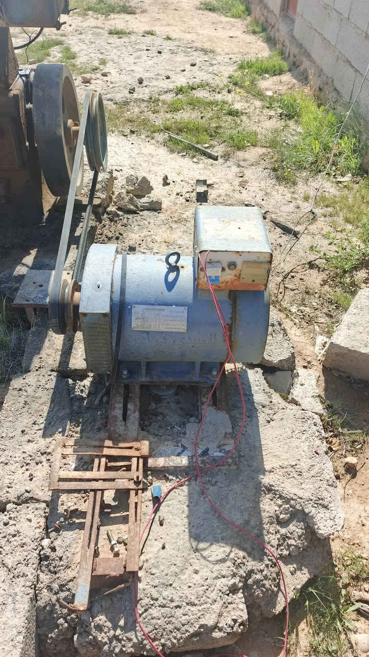 السلام عليكم ورحمة الله وبركاته
مواطير معروضة للبيع 
١- لستر ودينمو 
٢- لستر وحدة

الاستفسار على الرقم 
‏‪***********‬‏
