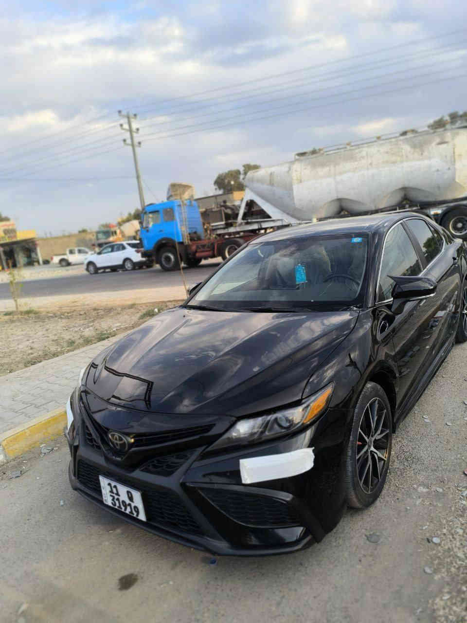 السلام عليكم 🌹

---

🚗 كامري SE 2023 

بانزين

ماشية: 16 ألف 

رقم شبه مميز بغداد / باسمي

محرك 4 سلندر

📌 الملاحظات:

صدمة بسيطة جاملغ خلفي فقط (بارد بدون صبغ)

رشّة خفيفة تحت الجاملغ الخلفي

💵 السعر: 200
📞 للاتصال والاستفسار ***********
