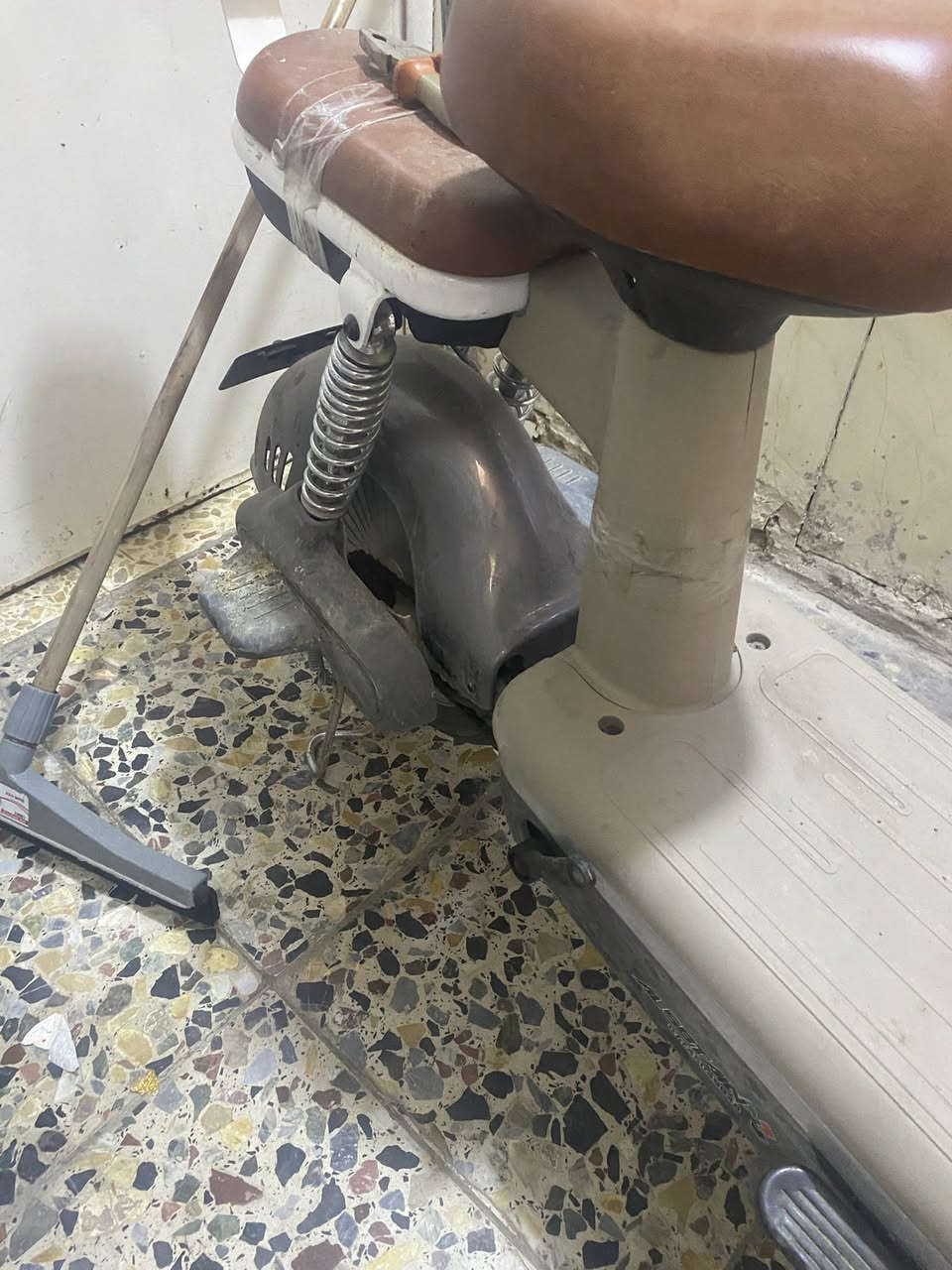 سلام عليكم شباب دراجه شحن نضيفه حجم ١٤ عنوان بغداد مدينه اصدر رقمي سعر ***********
