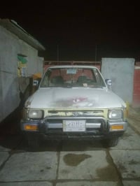 بيكم للبيع موديل 92 رقم انبار سنويه صاقطه منذ 5 سنوات السعر 35 0780271...