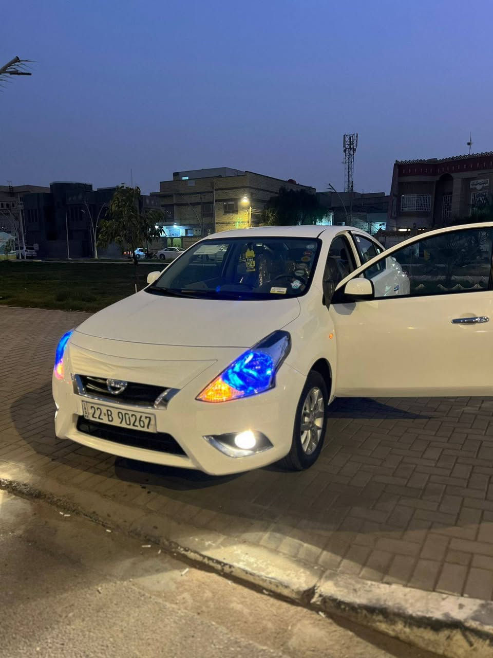 سلام وعليكم نيسان سني موديل 24 ماشيه 23 فول ويلكب سياره جديده اسعر 129 وبيهه مجال ***********
