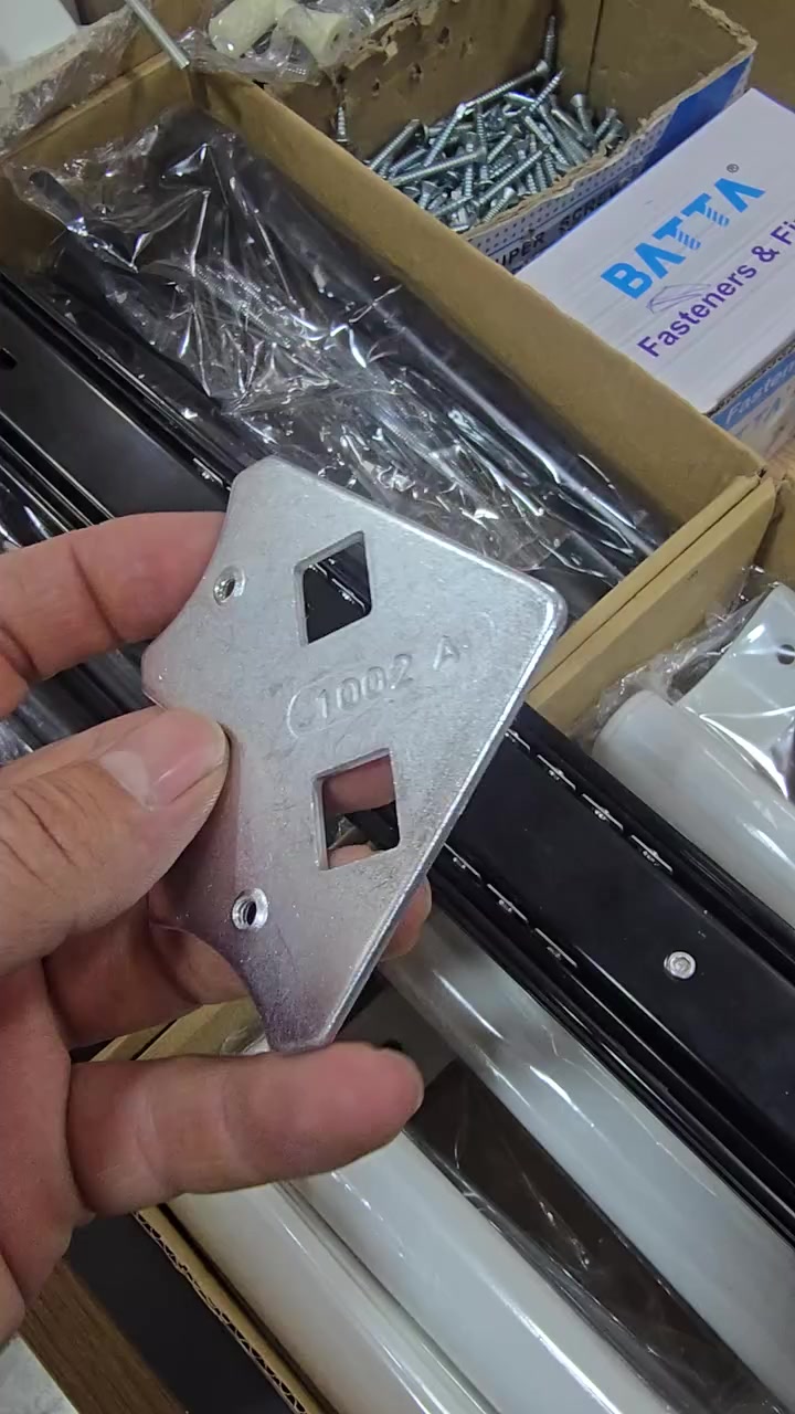 مقطع درێس ڕووم .اکو توصل


**إذا كنت صاحب هذا الإعلان وتريد حذفه لأي سبب، رجاءا أرسل رسالة إلى الدعم الفني**