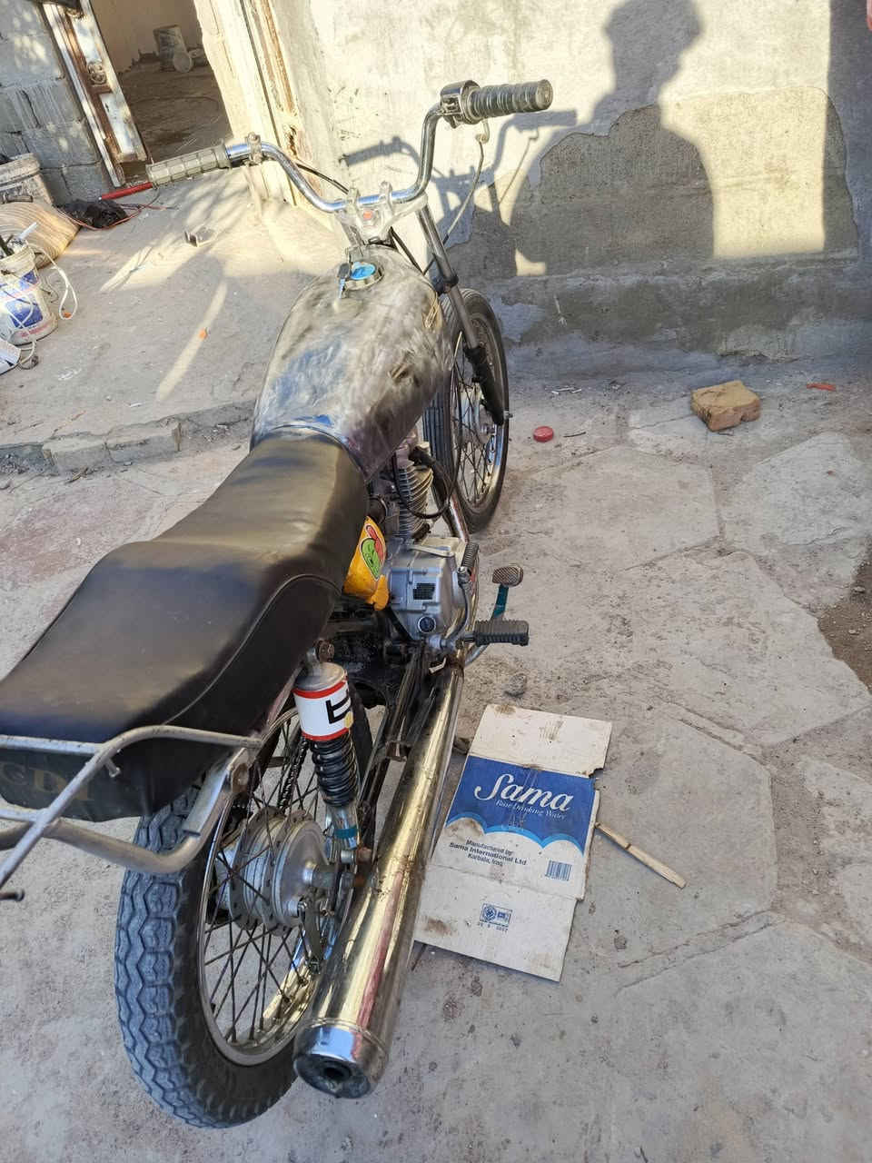 للبيع ادوات ادوات مكفولة مكان بصره كرمت علي السعر 275 وبيهه مجال قليل كلش رقم ***********
