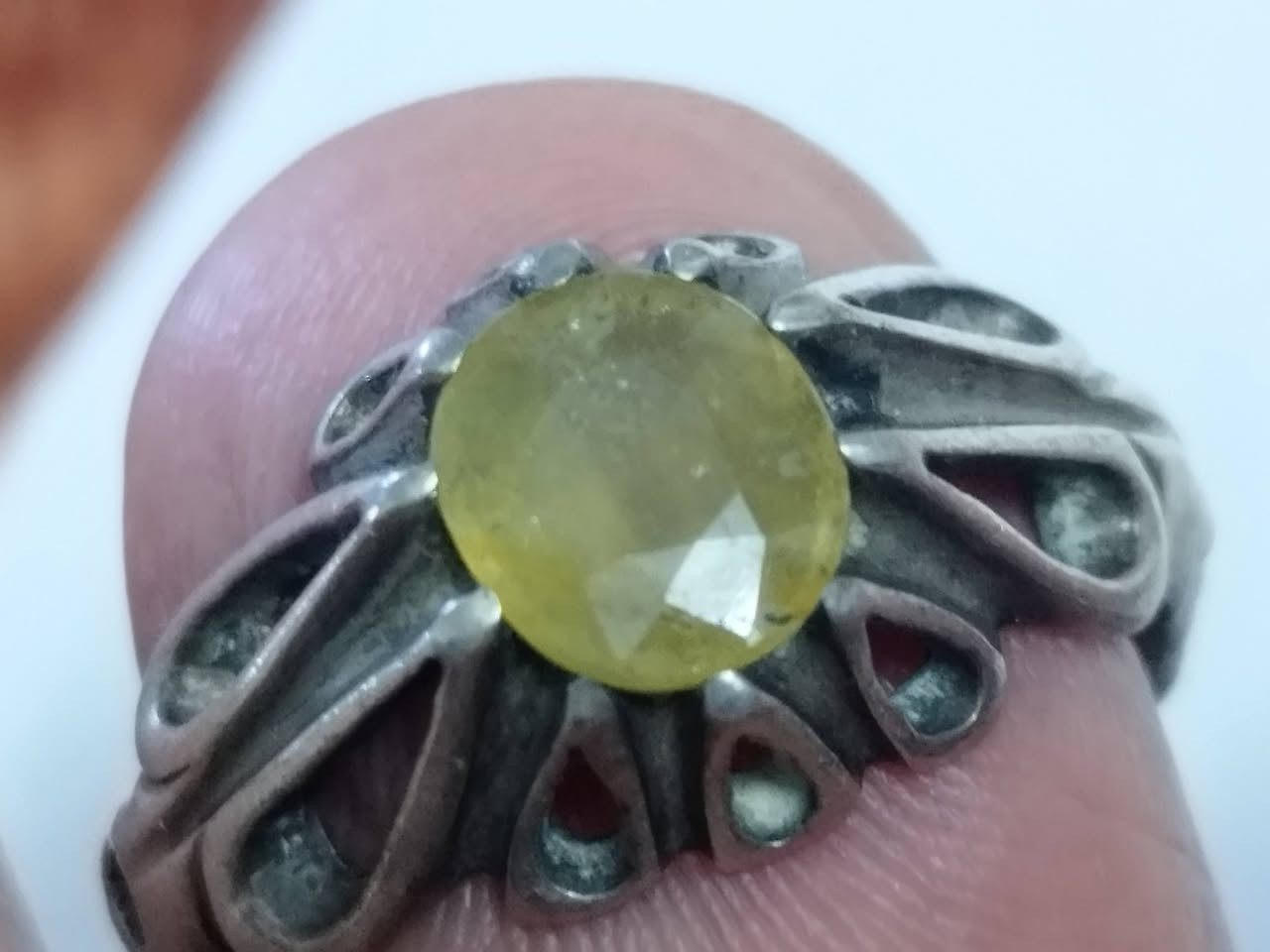 ياقوت افريقي اصفر  صياغه ثقيله حجر اصلي  سعر خاص


**إذا كنت صاحب هذا الإعلان وتريد حذفه لأي سبب، رجاءا أرسل رسالة إلى الدعم الفني**