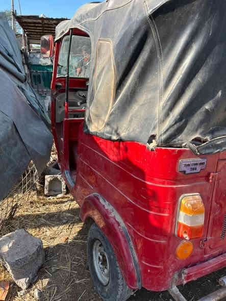 تكتك زيل موديل 18 اوراق. بدون محرك نقص الورقة الصفرة  الشراي يتصل ***********
