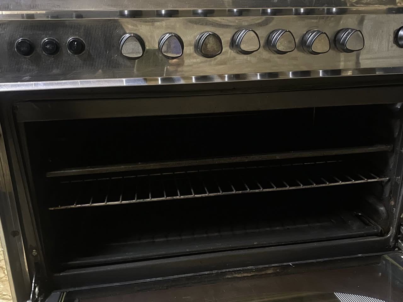 طباخ  خمس عيون للبيع ٢٠٠الف قابل للتفاوض مستعمل جيد  تواصل  خاص


**إذا كنت صاحب هذا الإعلان وتريد حذفه لأي سبب، رجاءا أرسل رسالة إلى الدعم الفني**