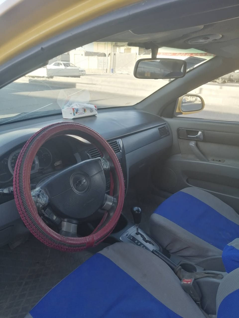 السلام عليكم
أوبترا تكسي بلاد موديل 2011 رقم بصره سنويه لسنه 27 مصفره هيئة وغرامات كير مكينه تمام تبريد شغال بيها جاملغ مبدل بدون دواخل وبيها دحجات بيها جراد لان على صبغته سعرها 54 بيها مجال بسيط للشراي مكاني ناصريه 
***********
