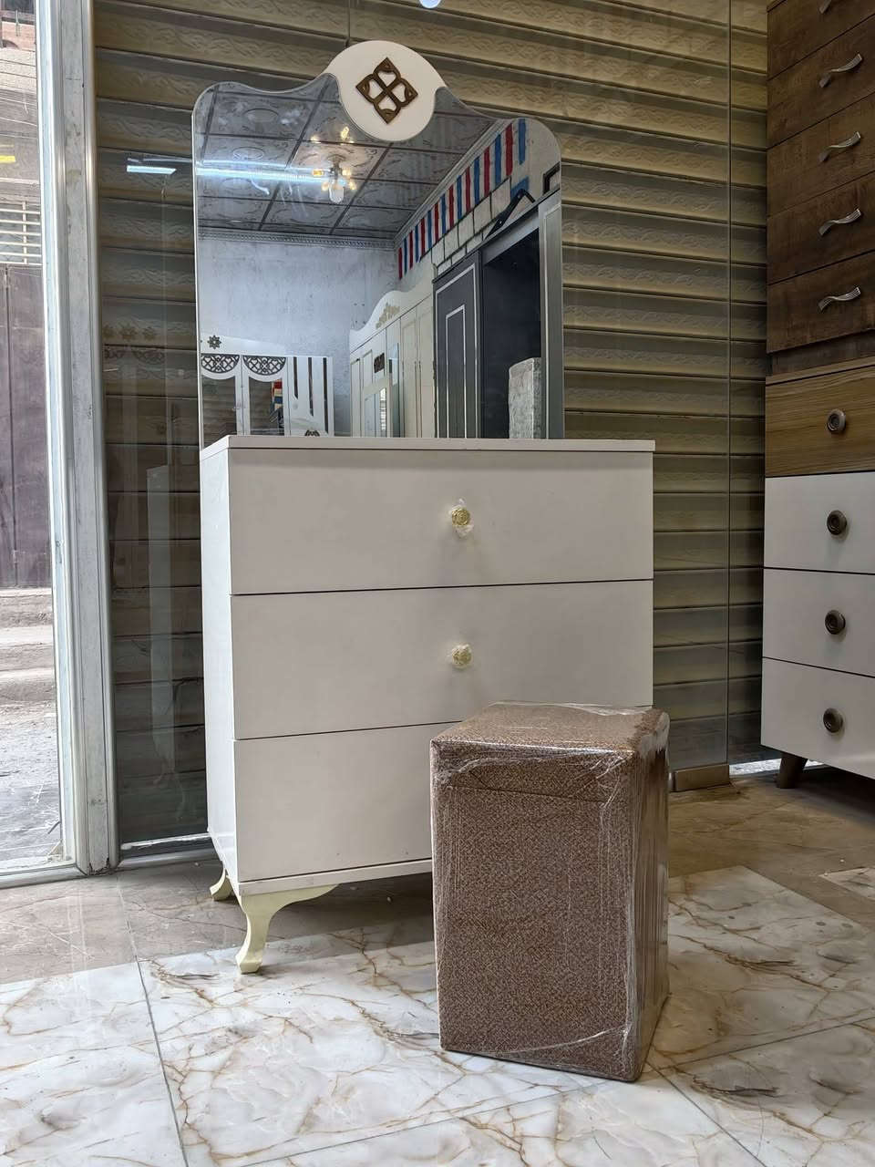 غرفة تركي🇹🇷 
٥قطع +
طابورية هدية 🎀
نضام ابواب
نضافة 90💯
سعر 550💵وبيهة مجال 

شد ونقل داخل بغداد مجاني اطراف بغداد اضافة ٢٥ توصيل محافضات متوفر


**إذا كنت صاحب هذا الإعلان وتريد حذفه لأي سبب، رجاءا أرسل رسالة إلى الدعم الفني**