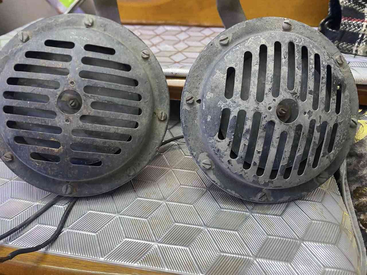 مرخصت مديرالكروب هورنات بوش الماني جنح للبيع سعر 350وبيهن مجال بكاني بغداد آلمدينه ***********
