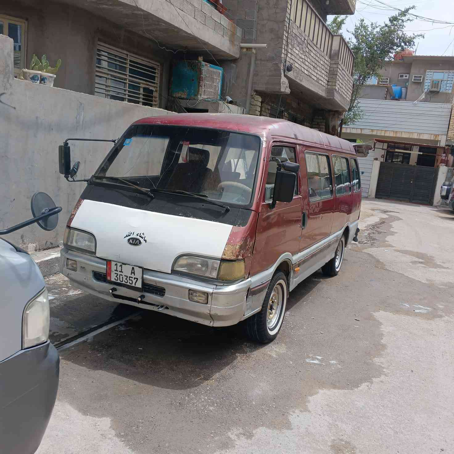 سلام عليكم كيا اسيا للبيع موديل 95انكليزي بغداد 11رقم الجديد سنويه ل 30 سياره كير اكسن كفاله مكينه بيهه بخار سياره سلف داينمو باتري جديد ملاحضه سياره بسمي مصفره هيه وغرامات تريد وكاله تريد تحويل مكاني بغداد الدوره رقم الهاتف السعر 54وبيهه مجال بصيط 
رقم الهاتف ***********
***********
