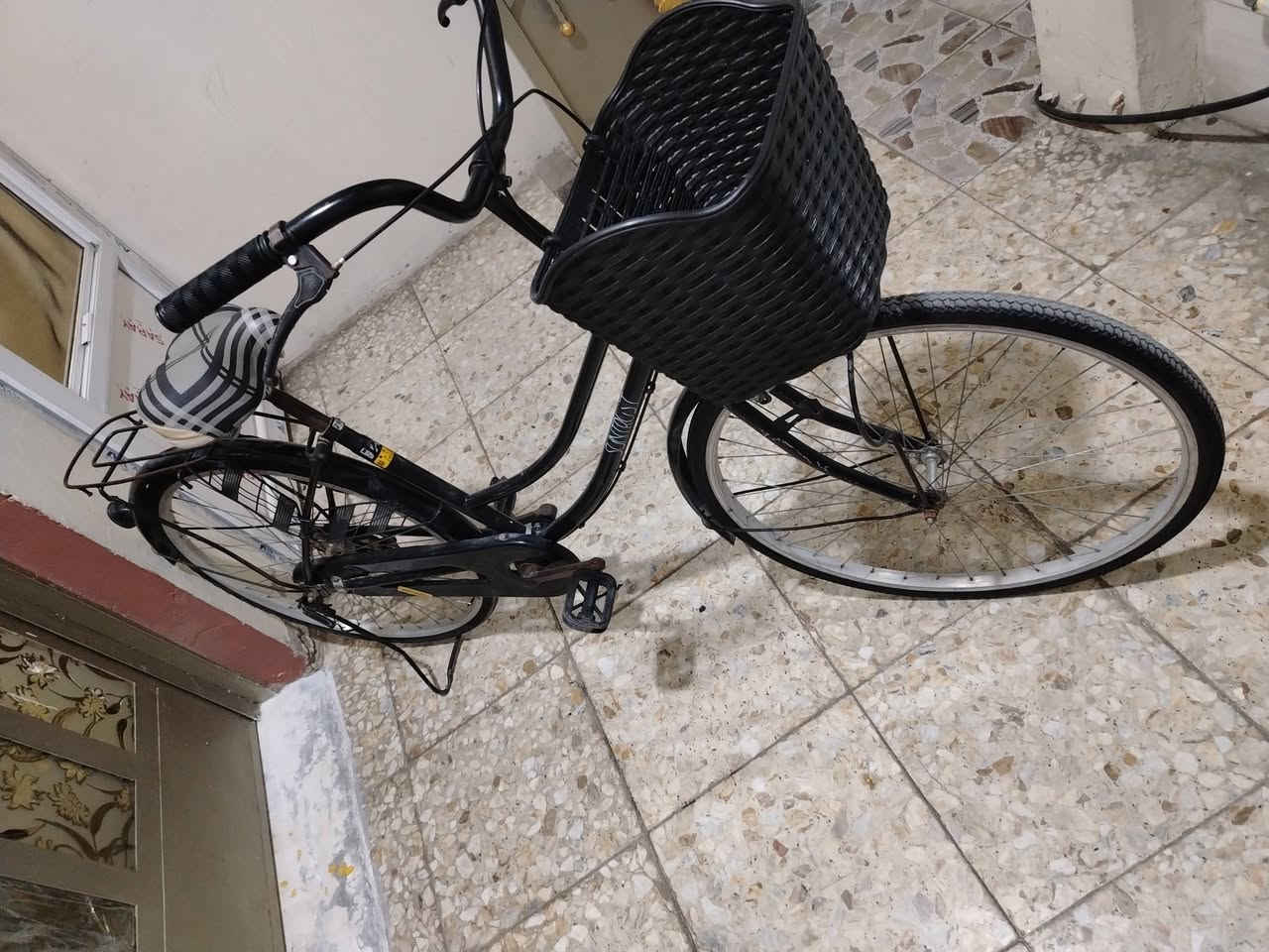السلام عليكم للبيع باسكل بناتي جديد تايرات جدد حجم ٢٦ باسكل جديد السعر ٨٠ وبي مجال للإستفسار الاتصال على الرقم *********** العنوان بغداد البياع تقاطع درويش
