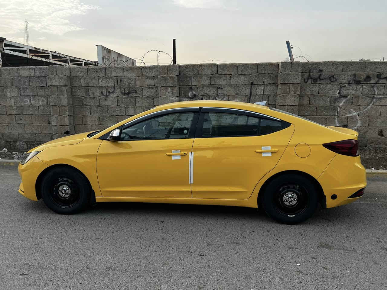 السلام عليكم النترا 19 امريكي 
كير ايتي بلادي  مكينه مكفوله لا بخار ولا تنقيص 
بيه منظومه غاز 
نص فول 
بسمي تحويل مباشر مصفر 
غرامات وهئيه 
السعر 128 وبيه مجال 
سونار بل منشور 
***********
