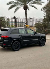 جيب 2019 بلاك توب  بيع فقط السلام عليكم   جيب 2019  فور ويل + تو ويل  ...