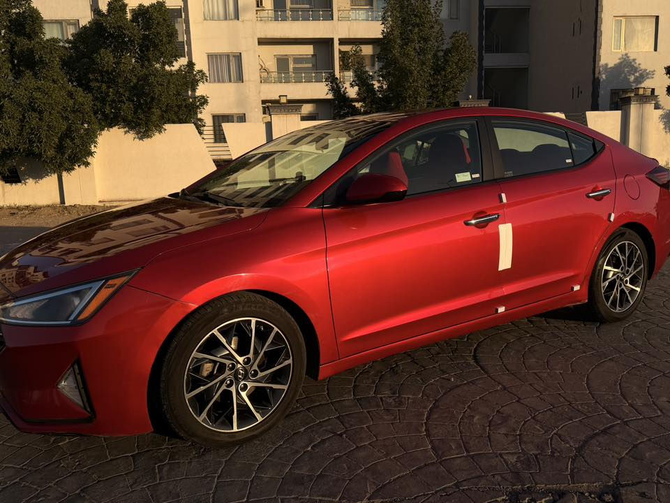 سلام عليكم 
النترا 2020 امريكي حادث جاملغ. خلفي وباب وباب امامي  بدون دواخل بدون ايرباك
محرك 2000 دوش 
كير مكينه صدر جديد منضومه تبريد تخم ويل كب خليجي جديد. 
رقم بغداد الجديد هزه جديد تحويل مباشر

السعر 122
بغداد الدوره 
***********
