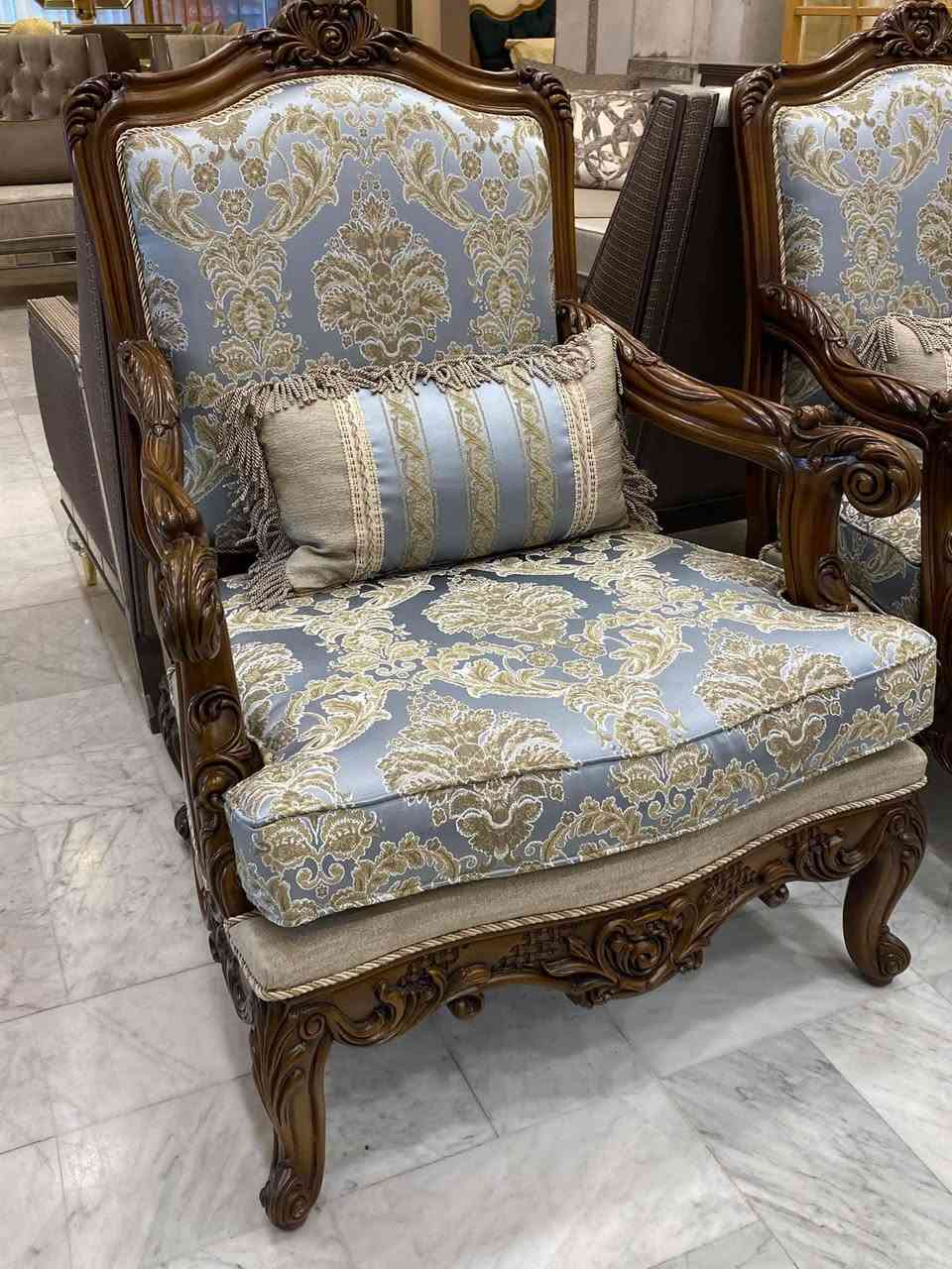 السلام عليكم ورحمة الله وبركاته
يتوفر نجار مختص بتصميم وتنفيذ الغرف التركية والتصاميم التركية الحديثة، مع تنفيذ جميع أعمال النجارة حسب الطلب.
🔹 تنفيذ أعمال النجارة حسب الطلب
🔹 صناعة الرفوف والأبواب
🔹 تنفيذ الكناتر
🔹 جرابي للأطفال
🔹 جرابي  شبابية
🔹 تفصيل غرف النوم بتصاميم تركية مميزة
🔹 صبغ جميع الأعمال الخشبية
العنوان الاسكان الصناعي النزله الثانيه 
ليث الناشي ***********
