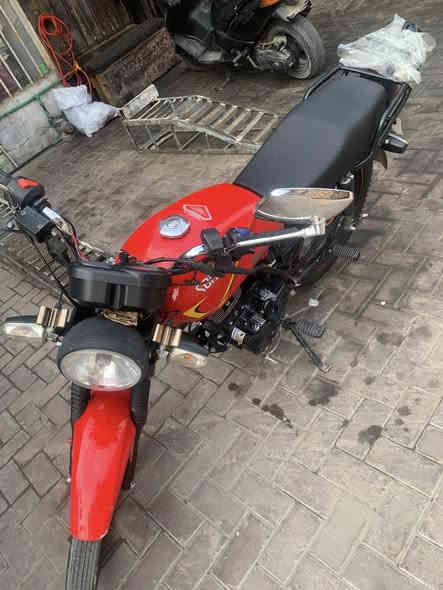 شاينك للبيع 
موديل 2025 
الدراجه ماشية 9 الاف 
دراجة جديدة سعرها 750 الف 
***********
