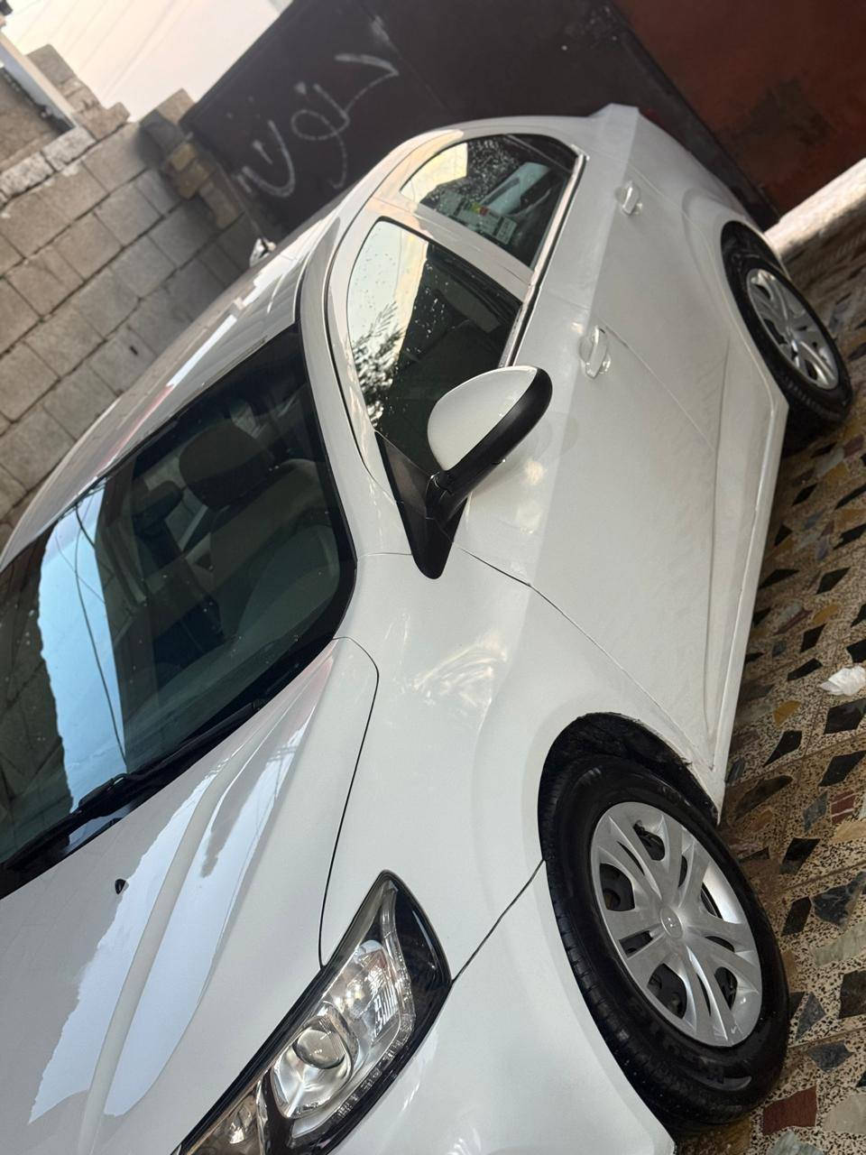 السلام عليكم سيارة افيو موديل 2019
سيارة جاهزة من كل شي مال بيت ما ناقصها شي 
السنوية منتهية صار سنه ولضرر كما موضح بالسونار 
السعر 87 وبيها مجال 
للأستفسار الانتصال على الرقم 
***********
