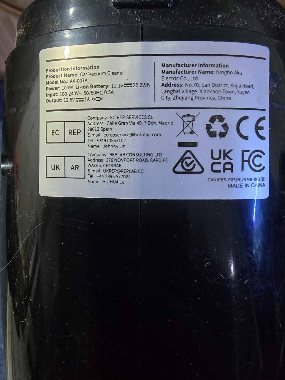 بالەی المانی 
دوو فلتەری لەگەلە  زۆر بەقوەتە 
شەحنە زۆر بەقوەتە 100w
بەکار هاتوە  بەس وەک لۆک وایە 
زۆر کەم ئیشی کردوە 
گەیاندن هەیە 
*********** أربيل, العراق

