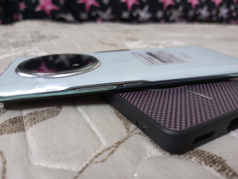 هونر X9c 256.   الجهاز صار شهر من ماخذه قفل قفل 🔐 لتعاملني 185الف قفل ***********
