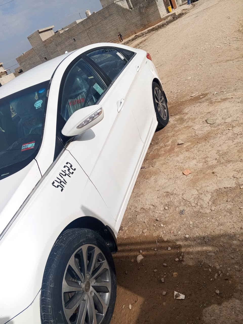 سلام عليكم سوناتا موديل 2010 خليجي مكينه 2400 دوش رقم اربيل دولي سنويه لل 30   تبريد❄ تدفئه كله شغاله سياره ماناقصها برغي بيها قطعه وحده فقط بنيد مبدل السعر 107بيها مجال لطيبين  مكاني ديالى الخالص رقم الهاتف ***********
