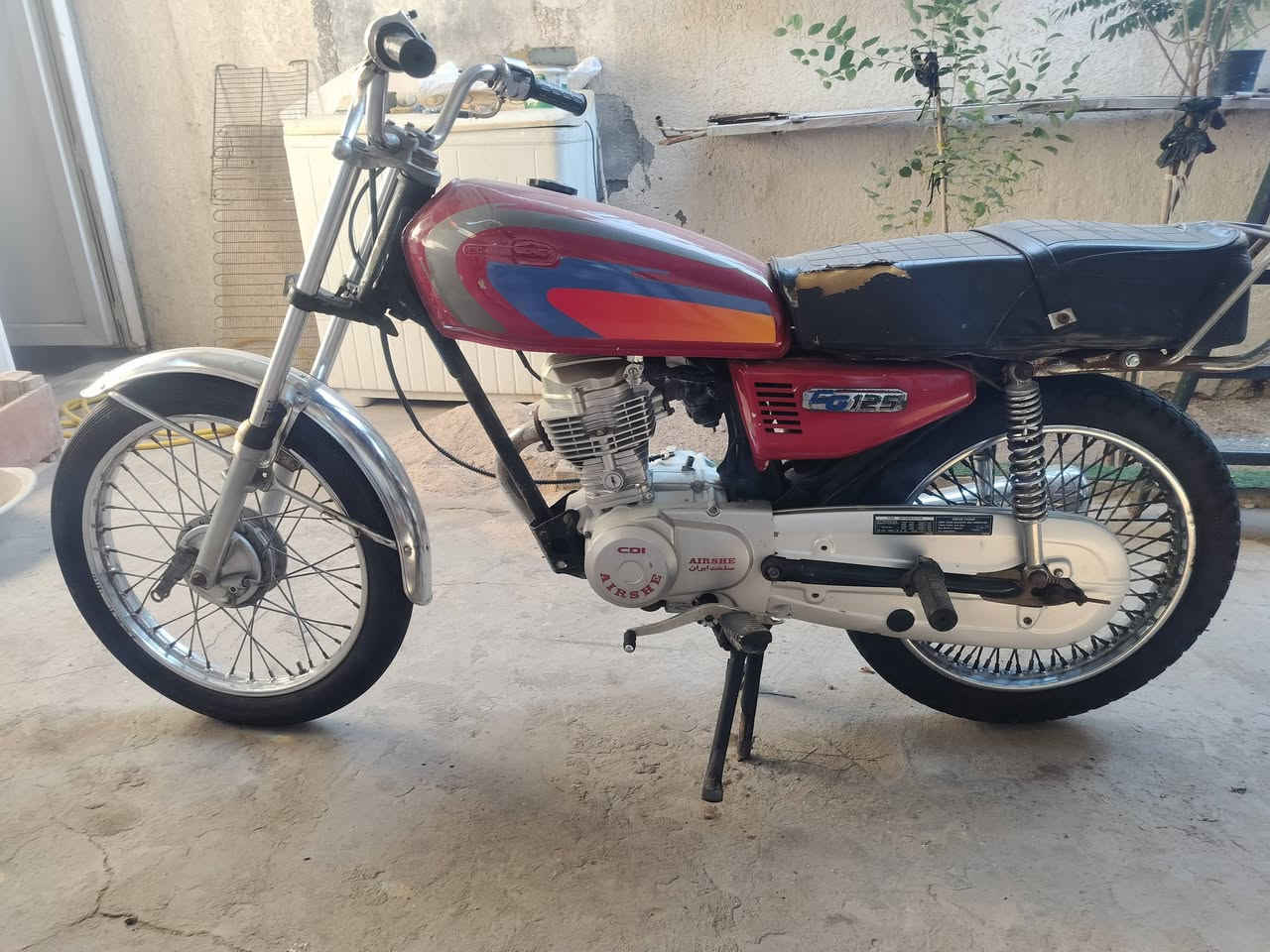 دراجه ادوات مكاني القبله قرب البريد سعر 325 بيهه مجال الشراي يتصل ***********

