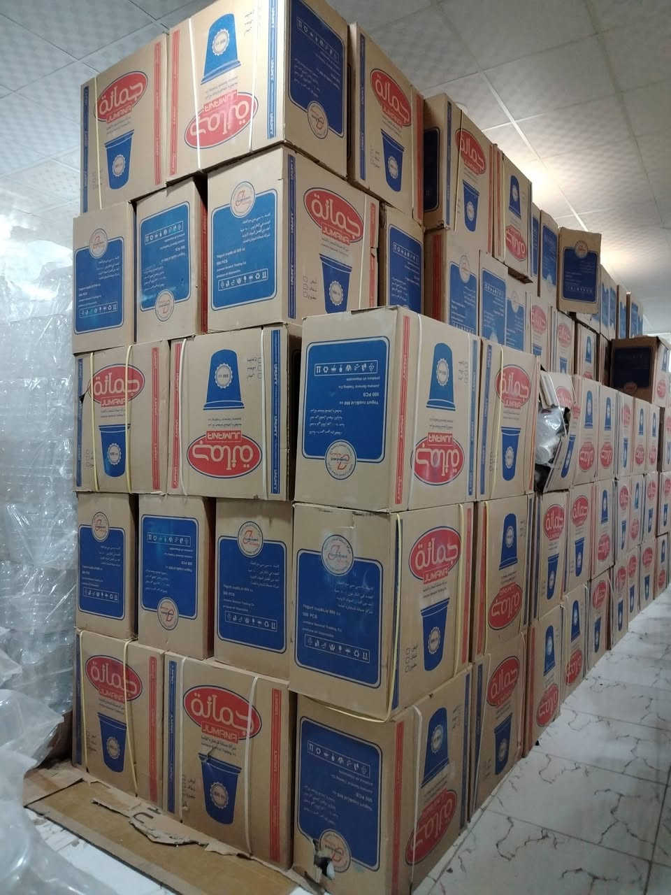 اللهم صل على سيدنا محمد وعلى آله وصحبه وسلم
يتوفر لدينا علب لبن  جمانة سعة العلبة( 800 cc) الكيس يحتوي على خمسين علبة البيع جملة ومفرد كميات خير من الله  العنوان الأنبار عانة شارع الحضره مقابل علوه عنه المركزيه
للإستفسار مراسله الصفحه او الاتصال على الرقم ***********
