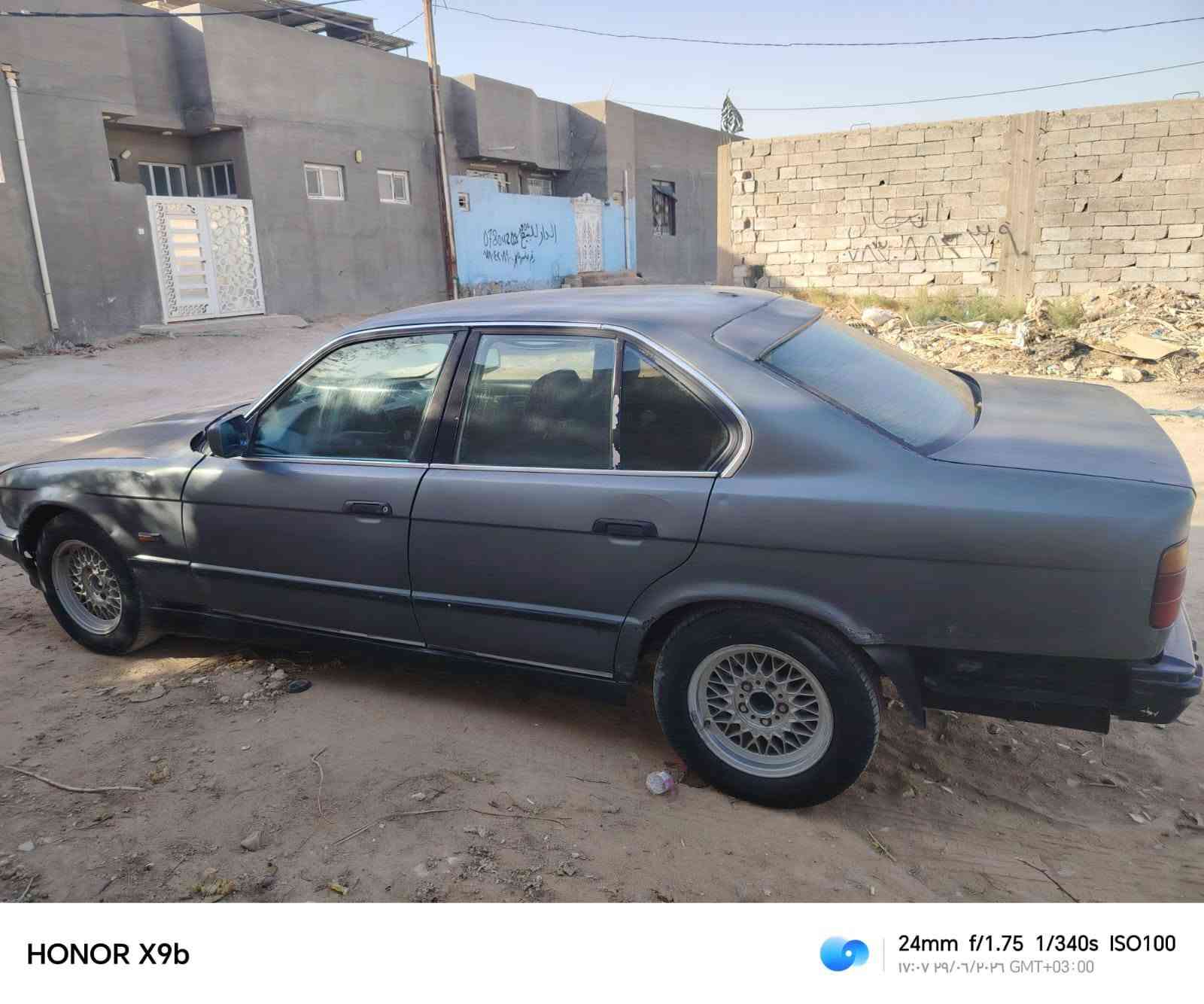 سلام عليكم بي ام موديل 1989سياره مكفوله من الضربه صبغ جماليه كير محرك بلادي سنويه ل 2023 ابيع عن سرقه وعشائر سعر 30وبيها مجال 
لشراي يتصل ع رقم ***********
