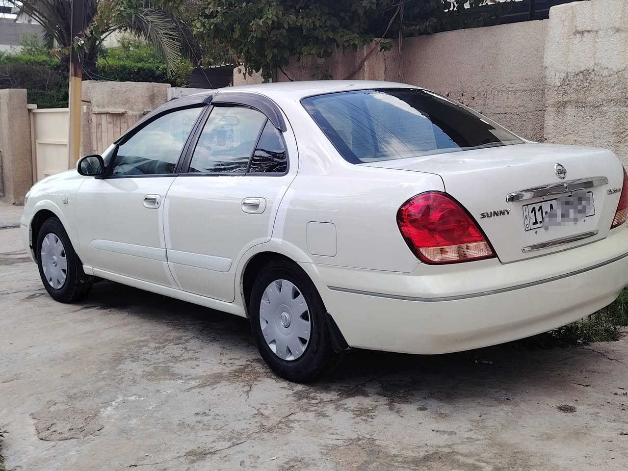 السلام عليكم حبايب
أقره التفاصيل كامله قبل الاتصال 
نيسان صني ياباني اصلي 2008 تفتاحه
EX اربع جام كهرباء ومرايات كهرباء وداخل صاج
كشنات مخمل عسلي 
محرك قبغ اسود سكليتر ميكانيكي مو كهربائي
الصبغ جاملغ خلفي فقط والسونار موجود
تخم تاير جديد
صدر أمامي وخلفي جديد
تبريد ثلج
السياره ممتعوبه وعلى ايد وحده تقريباً عشر سنوات
رقم بغداد دولي وبسمي
السياره كامله دينار متصرف عليها
السعر 97 ومجالها قليل كلش كلش
او مراوس حسب القناعه
مكاني بغداد حي الجامعه ت***********
