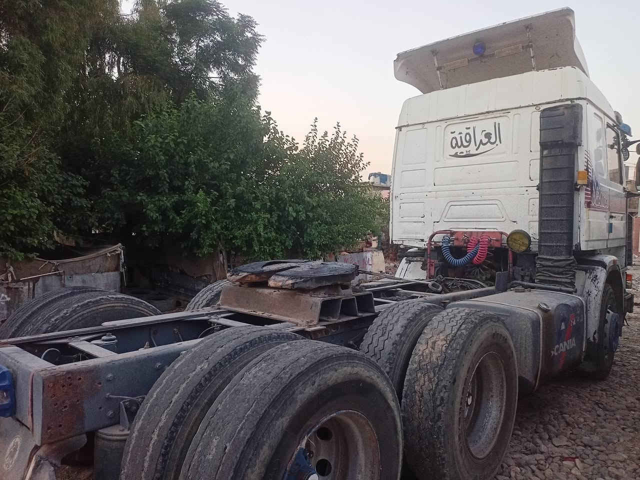 السلام وعليكم  سياره للبيع 43  موديل 95 مكينه كير  اكسن شرط   شاصي بي فطر مضرب جاج بسمنه حصه كاز رقم نينون مسجله تانكي طوناج صاقط السعر 170 وبيه مجال  الستفسار عل رقم ***********8
