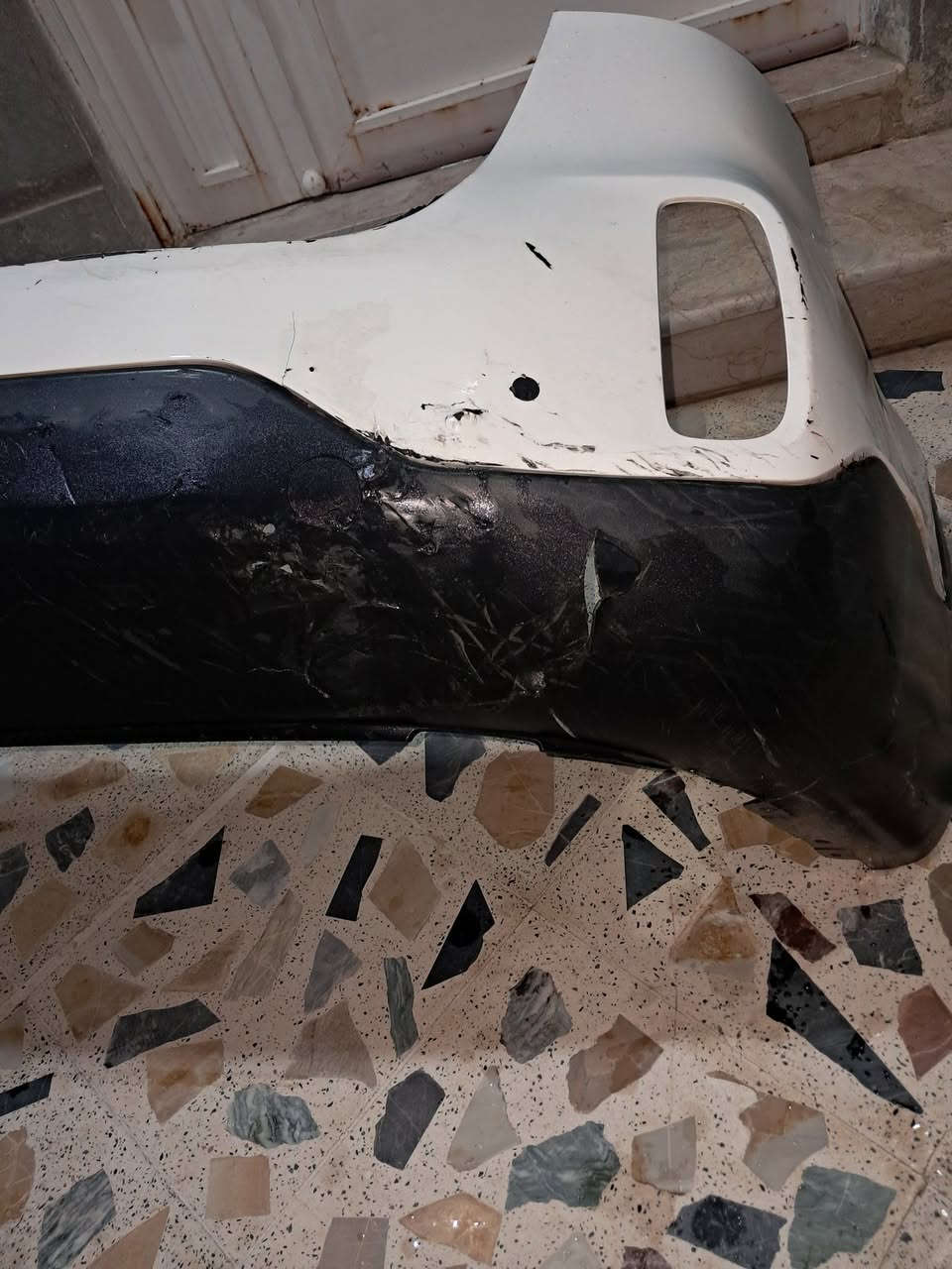 دعاميه خلفيه للبيع سياره سورنتو موديل ١٣ خليجي شكل ال١٥ مع اللحيه بيهه ضربه بسيطه كسور صغيره 
واسط العزيزيه


**إذا كنت صاحب هذا الإعلان وتريد حذفه لأي سبب، رجاءا أرسل رسالة إلى الدعم الفني**