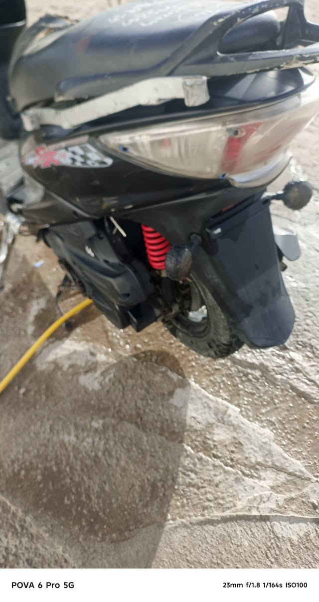 سلام عليكم كامكو جي 4 للبيع مكاني نجف حي العداله  السعر400وبيهه مجال الشراي يتصل  بل  رقم ***********بي وتساب
