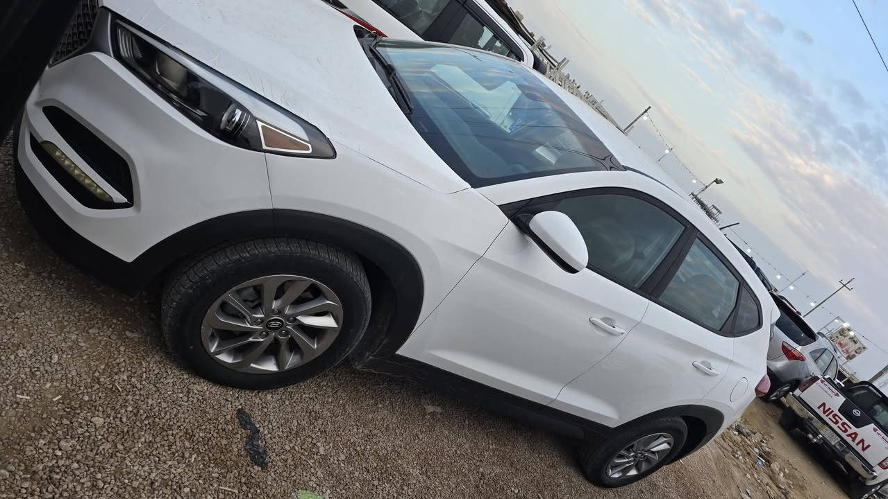 سلام عليكم للبيع موديل 2018 بيه صبغ بنيد وشبر بل جاملق سعرسياره 155وبيه مجال مكاني الرمادي تصال ***********
