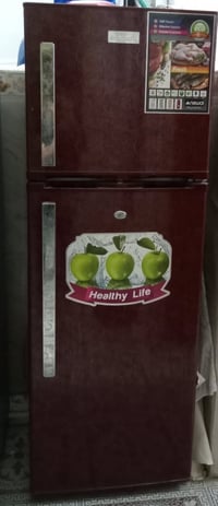 ثلاجه صغيرة • شغالة • نقص غاز