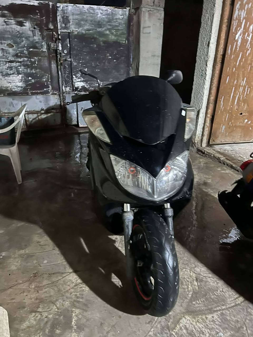 السلام عليكم دراجه للبيع دراجه شغاله بس من دوسلها تتطفه ابيع كوم حديد السعر 600 وبيها مجال مكاني جسر ديالى القديم ***********
