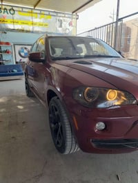 مستعجل على البيع بسبب ضرف موديل 2009 تحويل مباشر بيها صبغ دعاميات وكدا...