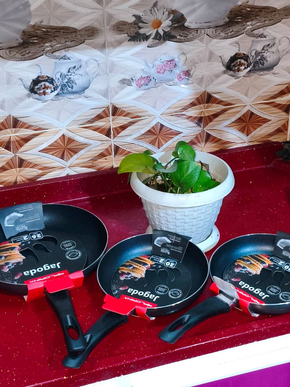 مكاني ناصرية قضاء الجبايش كل القطع جديدة و اصلية ... ليزري ثقيل زيتي مواصفات عالية جدا مصنوع من التيفال الاصلي راسلني خاص و خادم الك ***********