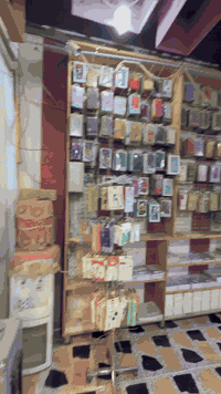 ✨ مكتبة للبيع 👇✨
📍 الموقع: #الكوت_حي_الحكيم

مقابل حسينية أبا الأحرار مباشرة

على الشارع العام 🚧📌– للبيع فرصة ذهبية للمستثمرين ✨

لعدم التفرّغ فقط، وليس لوجود أي مشكلة بالمحل 🚫

المحل جاهز للعمل من اليوم الأول ✔️

مشروع ناجح وخيره وفير بإذن الله 🙏💼

📚 محتويات المكتبة:

• قرطاسية متنوعة ✏️📒

• استنساخ وطباعة 📄🖨️

• هدايا وإكسسوارات 🎁✨

• خطوط وبطاقات شحن 📱

• جهازا كبس هويات 🆔

• جهاز سحب صور معاملات 📷

• جهاز تغليف ظهر الموبايل 📱✨

🛠️ أجهزة الصيانة:

• أجهزة صيانة كاملة وجاهزة للعمل 🔧⚙️

🏪 تجهيزات المكتبة:

• ديكور كامل وجاهز 🎨

• إعلان ضوئي باسم المحل 💡

• عاكسة + بطارية 🔋

• مكينتان للرصيد 💳

• هاتف خاص للمكتبة والخطوط ☎️

• بلازمة 🔌

• كاميرات مراقبة 🎥

• سبلت ❄️

• حاسبة 💻

• طابعتان Brother وجهين لاستنساخ الملازم 🖨️📚

📞 للاستفسار والتواصل:

*********** – ☎️📚
