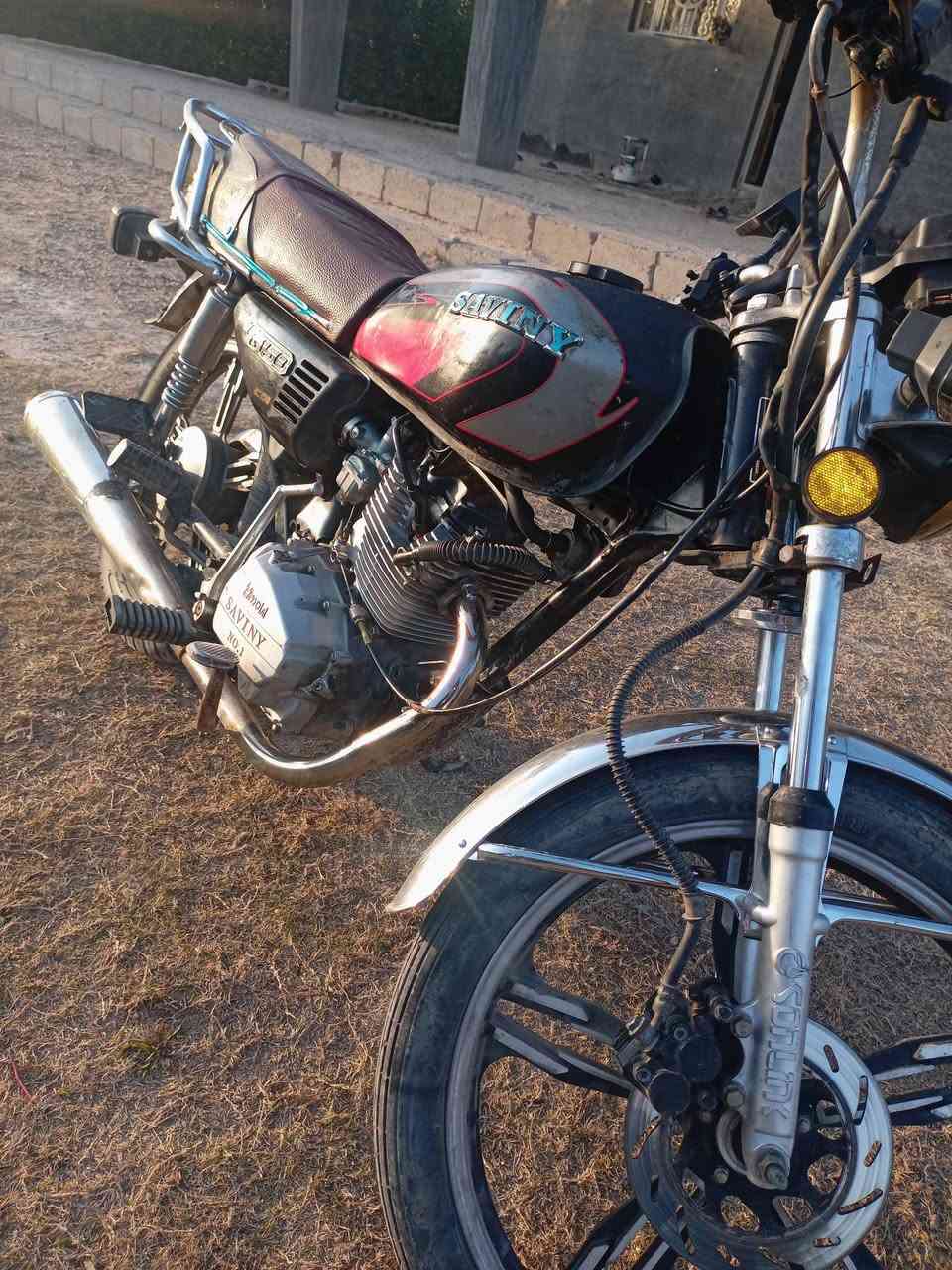 سلام عليكم شباب موطور ايراني موديل22اي نقص مابي والسعر 550 بي ***********
